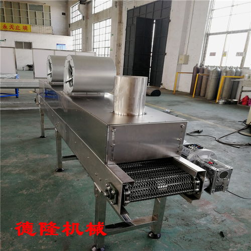 烘干機(jī)、食品級輸送機(jī)與轉(zhuǎn)彎輸送機(jī) 德力網(wǎng)帶機(jī)械廠的技術(shù)創(chuàng)新應(yīng)用